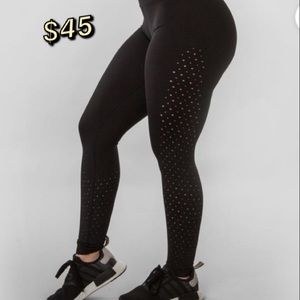 BuffBunny onyx Allure Leggings